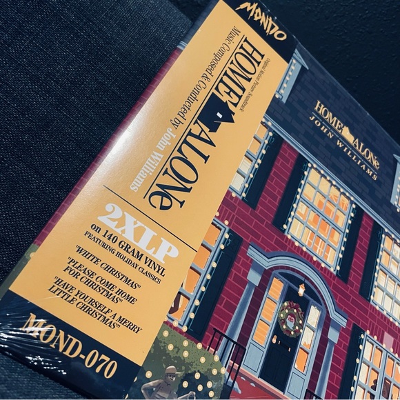 HOME ALONE Original Motion Pictures Soundtrack 2xLP Red & Green Vinyl MONDO New - Picture 5 of 9